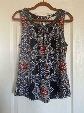 Magnolia Grace Blouse - Beaded Neckline - Sleeveless - Blue/Red/White Paisley
